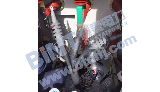華電鄒縣發電廠35KV高壓電纜終端頭安裝現場.JPG